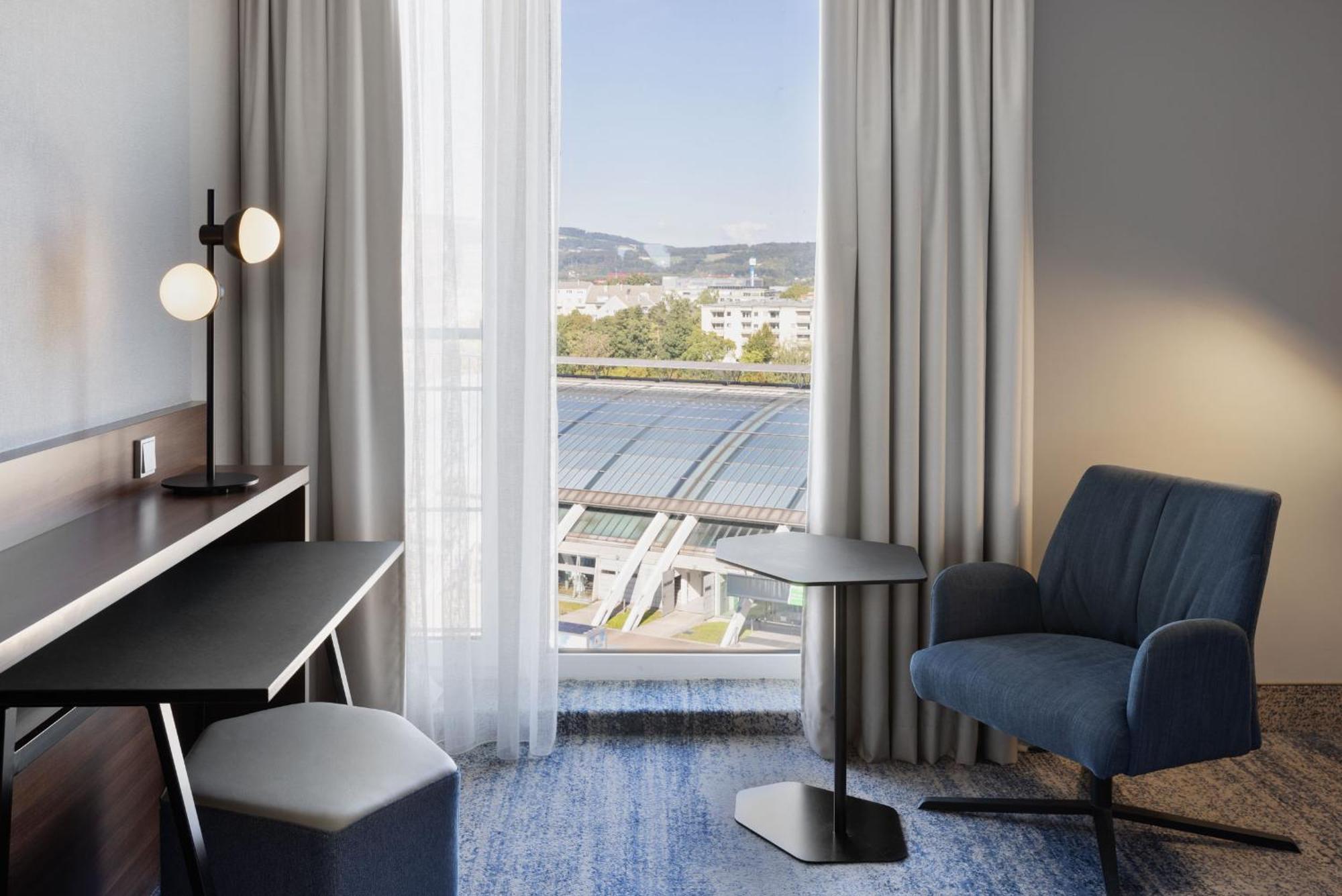 Courtyard By Marriott Linz Exterior foto